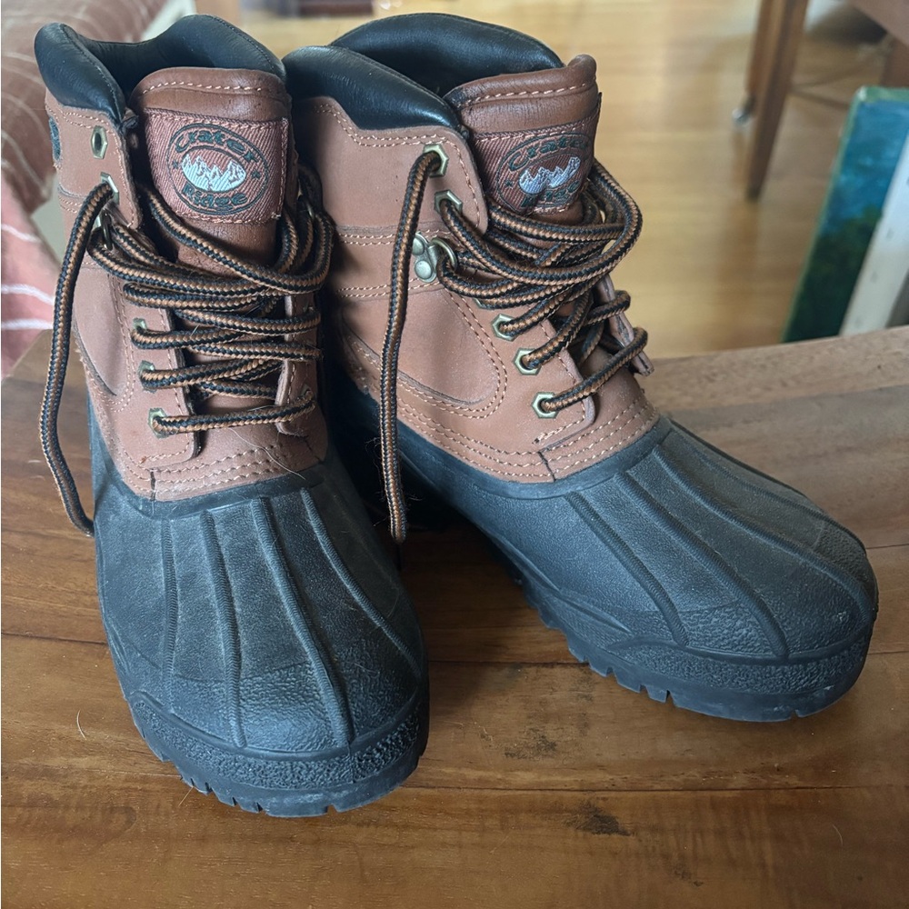 Crater Ridge Women’s Waterproof Brown and Black Snow Boots